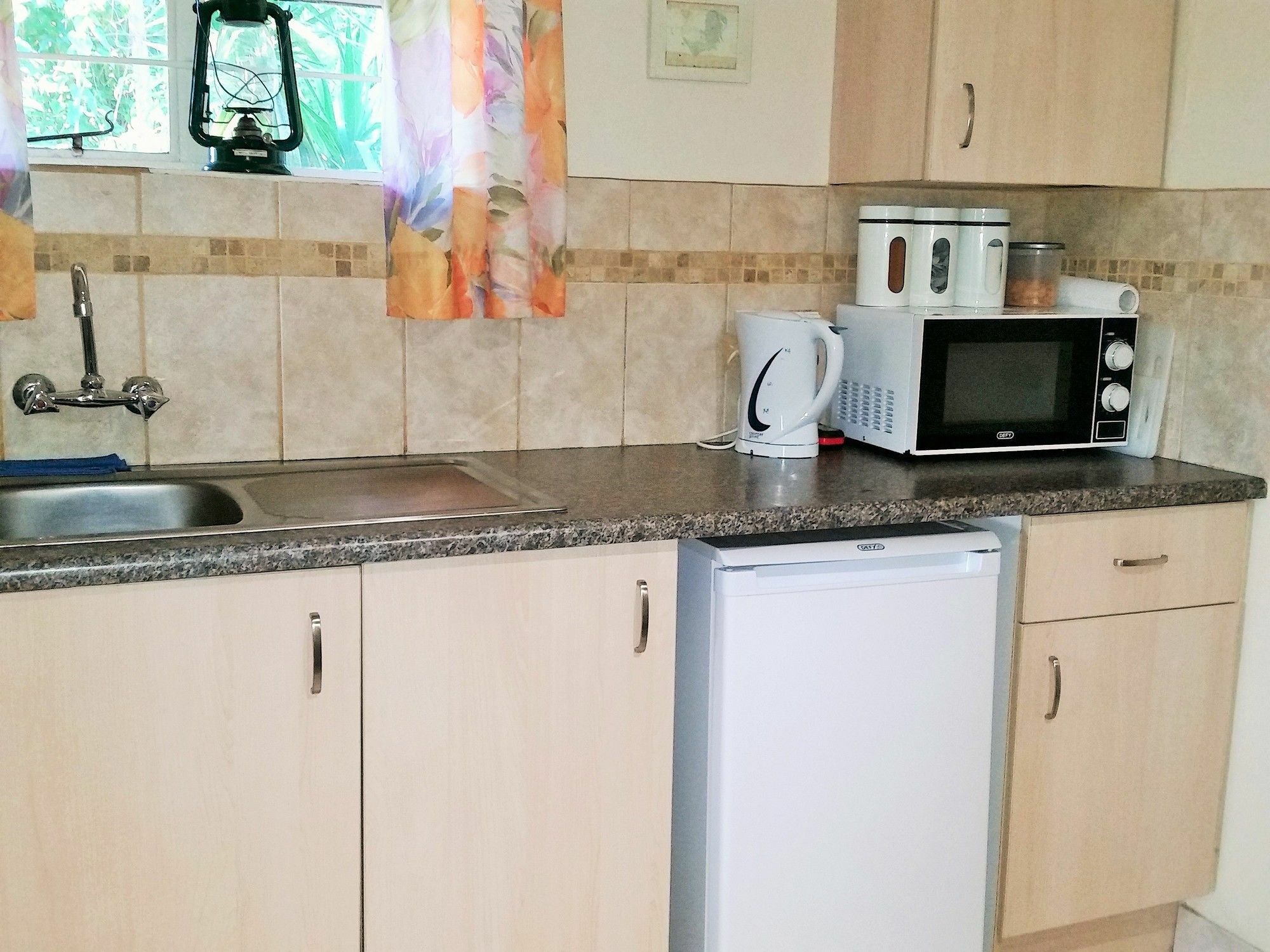 Pine Tree Lodge Midrand Exterior foto